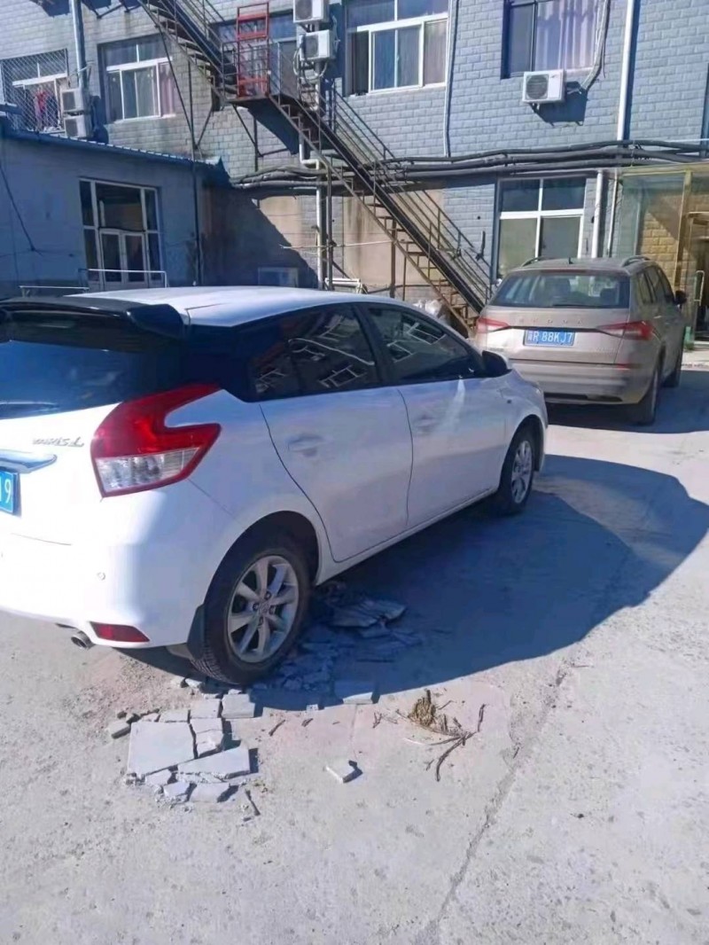 邯鄲14年豐田YARiS L 致炫7