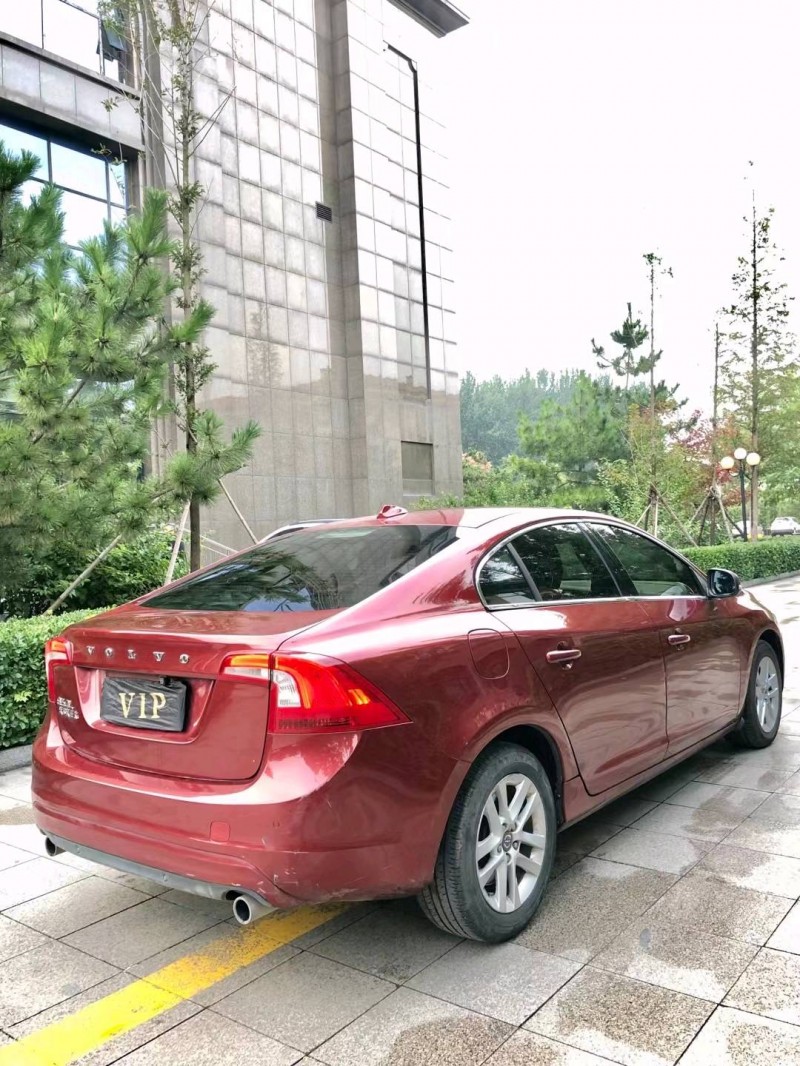 煙臺14年沃爾沃S60L5