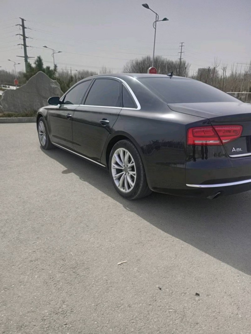 聊城13年奧迪A8L3