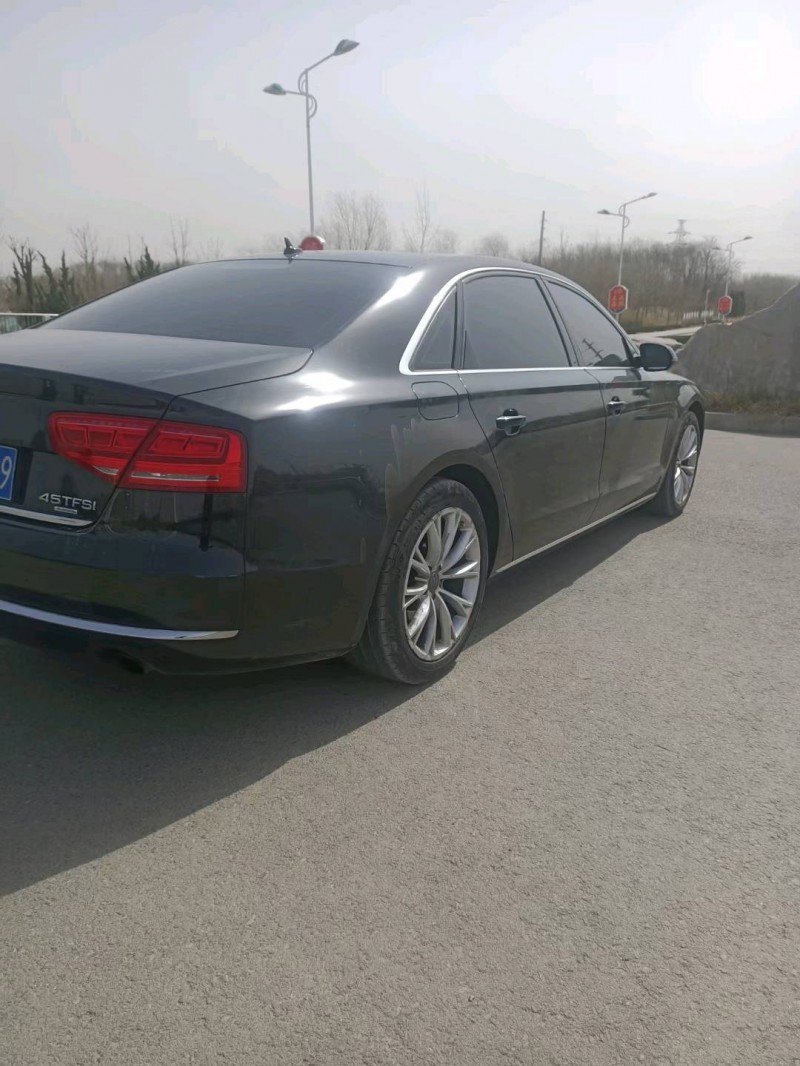 聊城13年奧迪A8L2