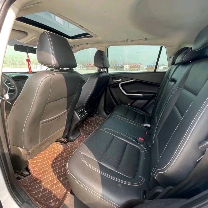 北京16年北汽幻速S65