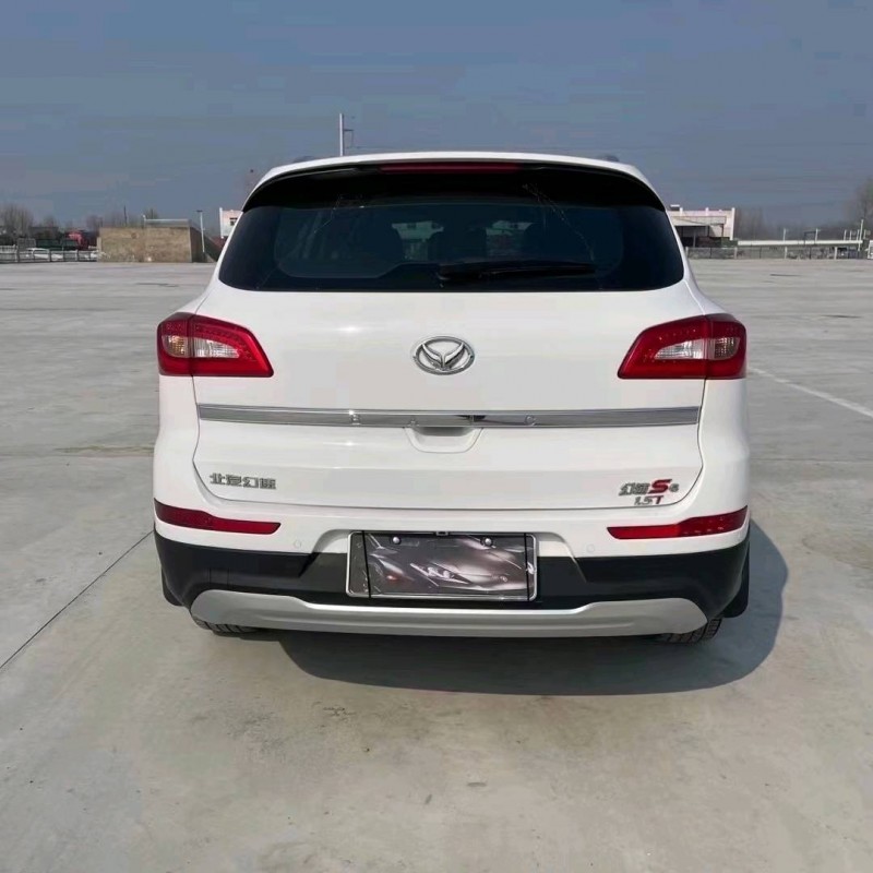 北京16年北汽幻速S69