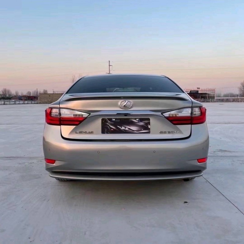北京17年雷克萨斯ES9