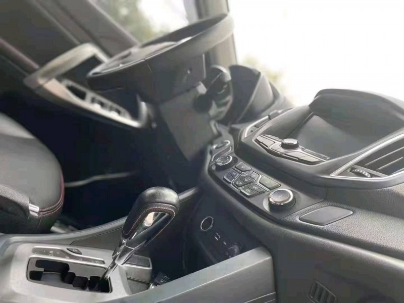 北京15年奇瑞瑞虎52