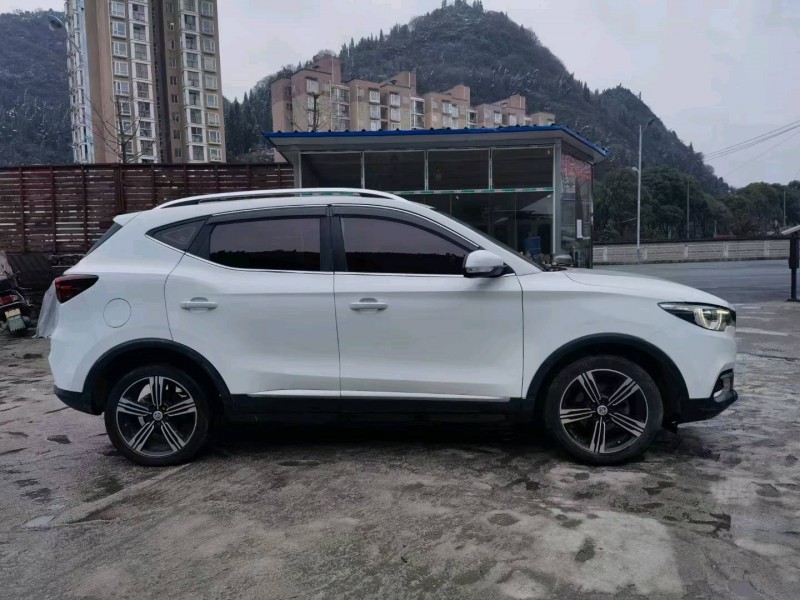 安順17年名爵ZS4
