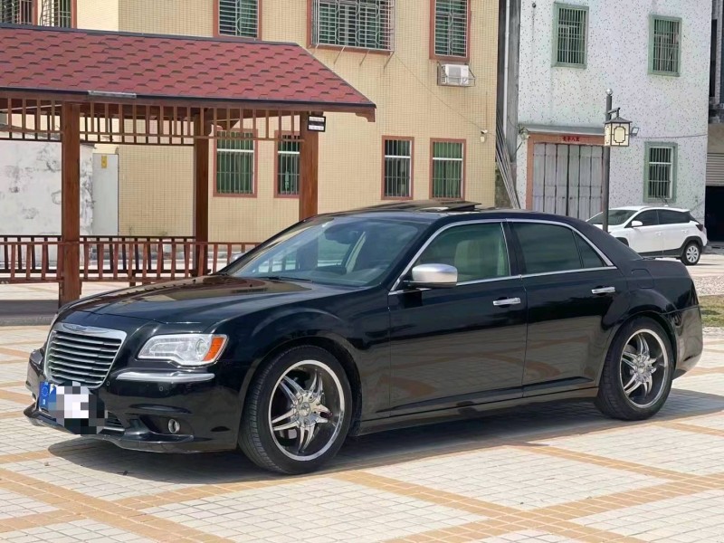 廣州14年克萊斯勒300C3