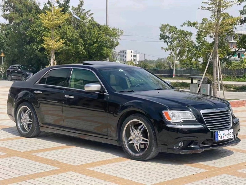 廣州14年克萊斯勒300C4