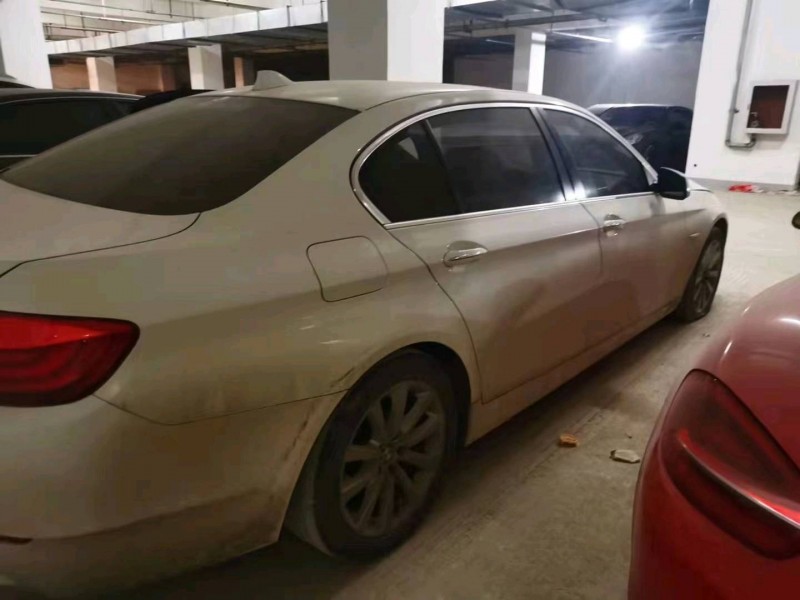 北京13年宝马5系3