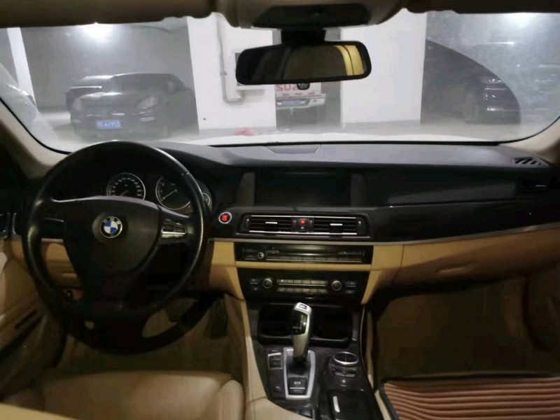 北京13年宝马5系4