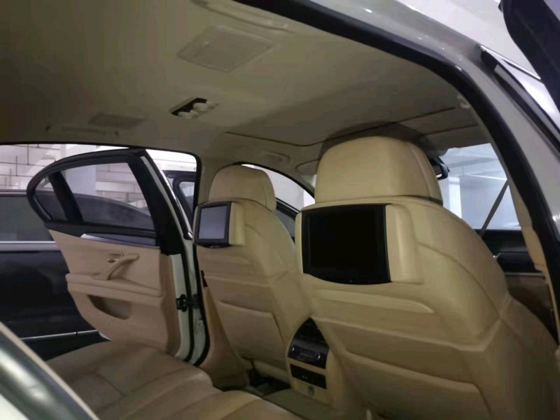 北京13年宝马5系5