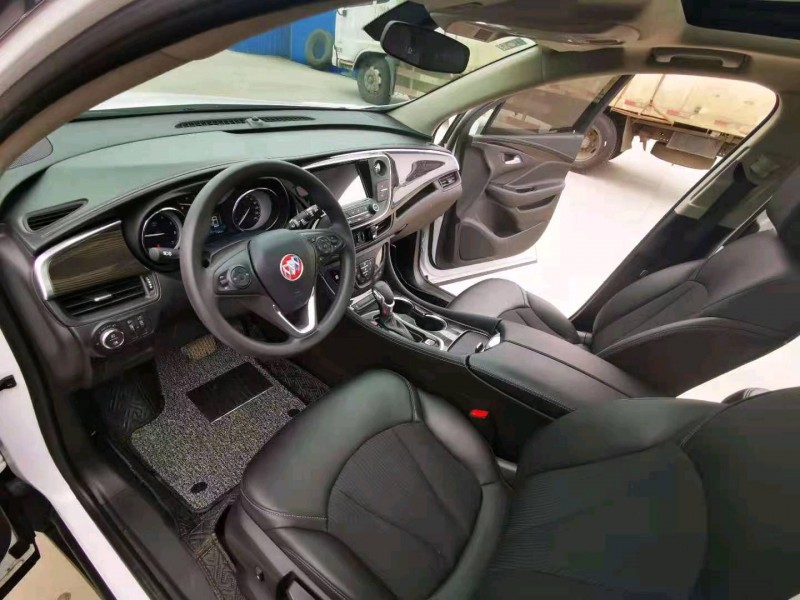 北京18年别克昂科威8