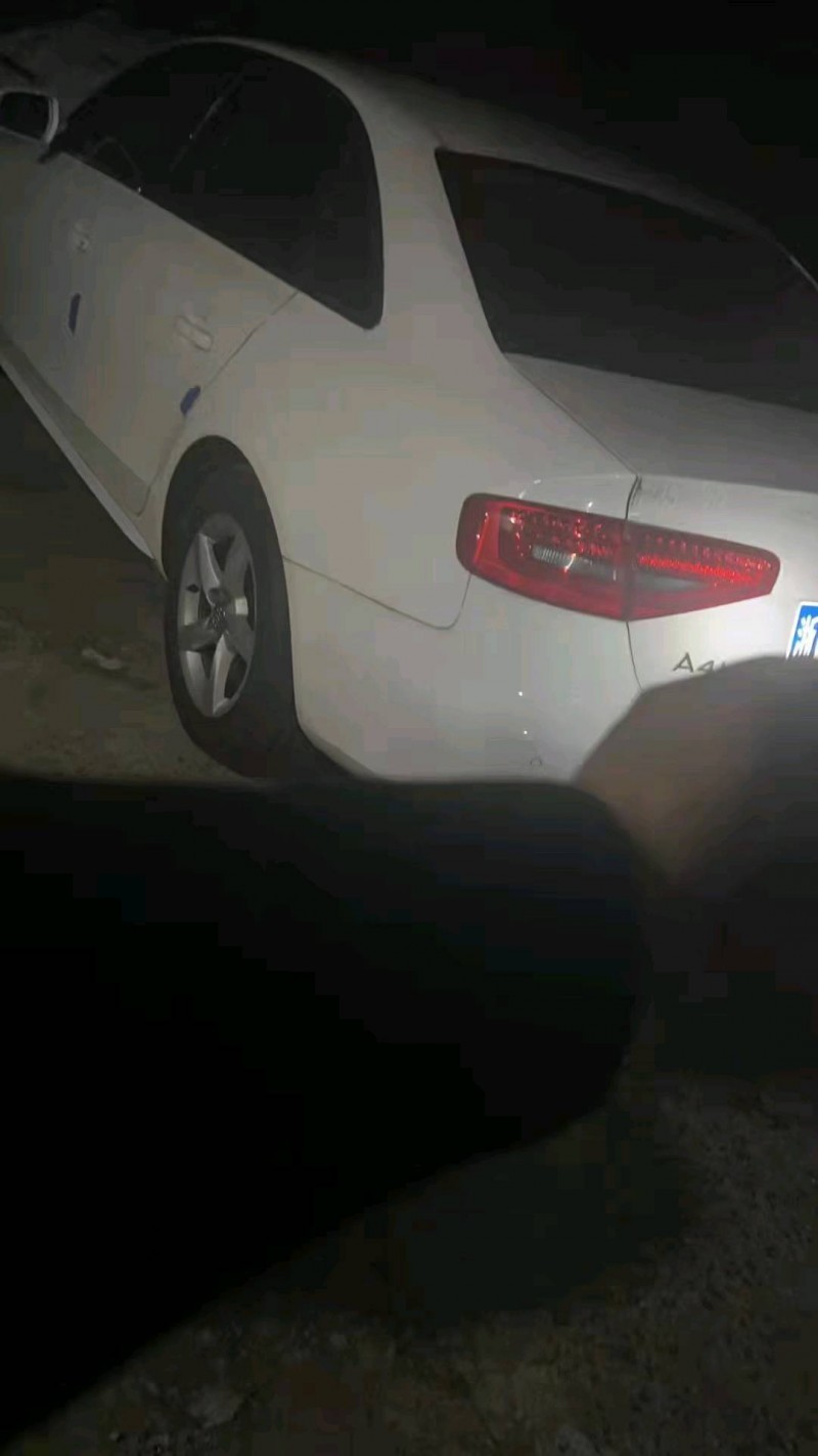 嘉興13年奧迪A4L5