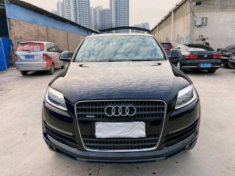 南寧07年奧迪Q71