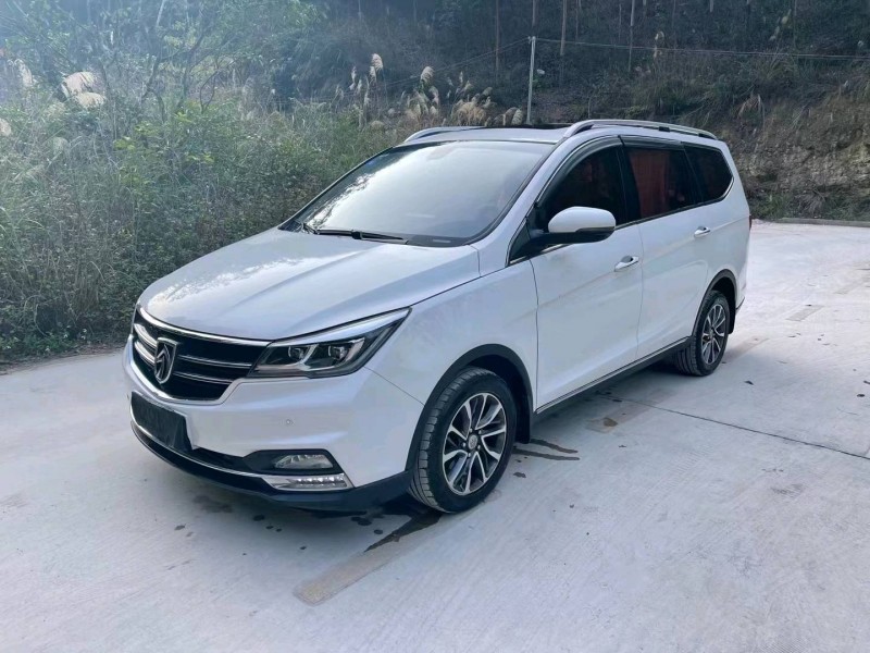 南寧17年寶駿7301