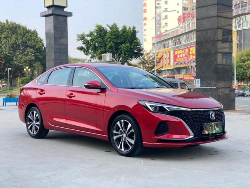 東莞20年長安汽車逸動6