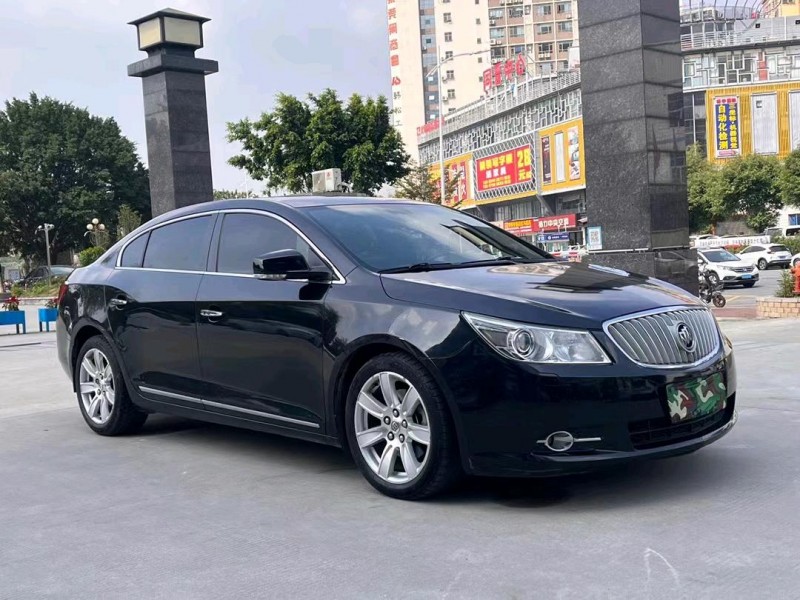 东莞12年别克君越7