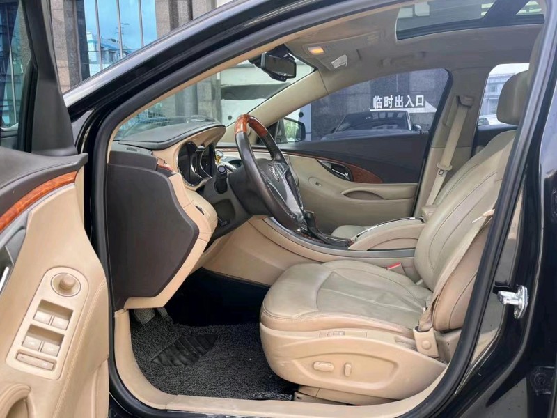 东莞12年别克君越2