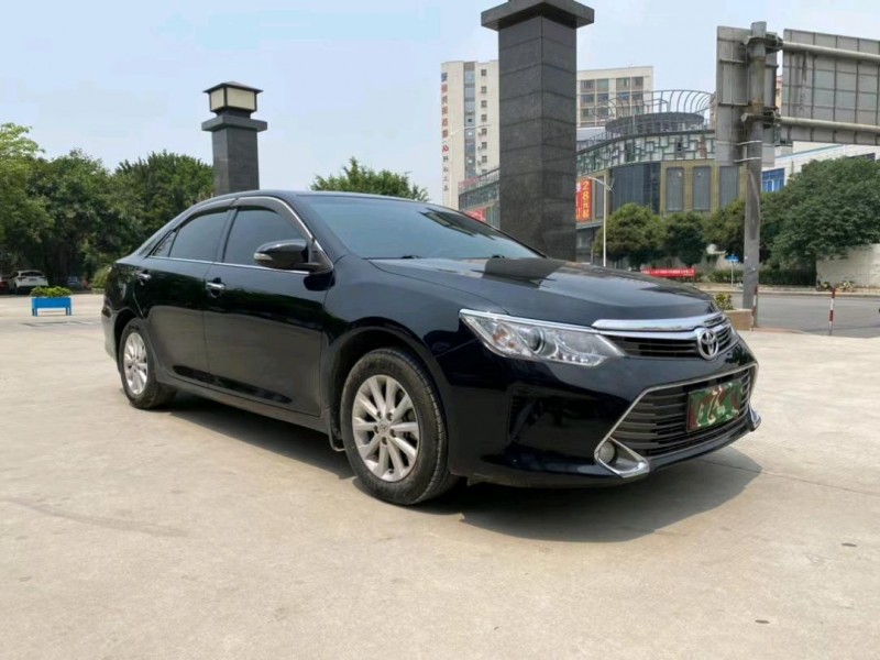 东莞16年丰田凯美瑞2