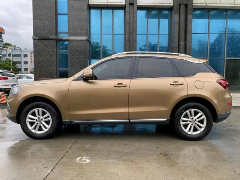 东莞18年众泰T6004