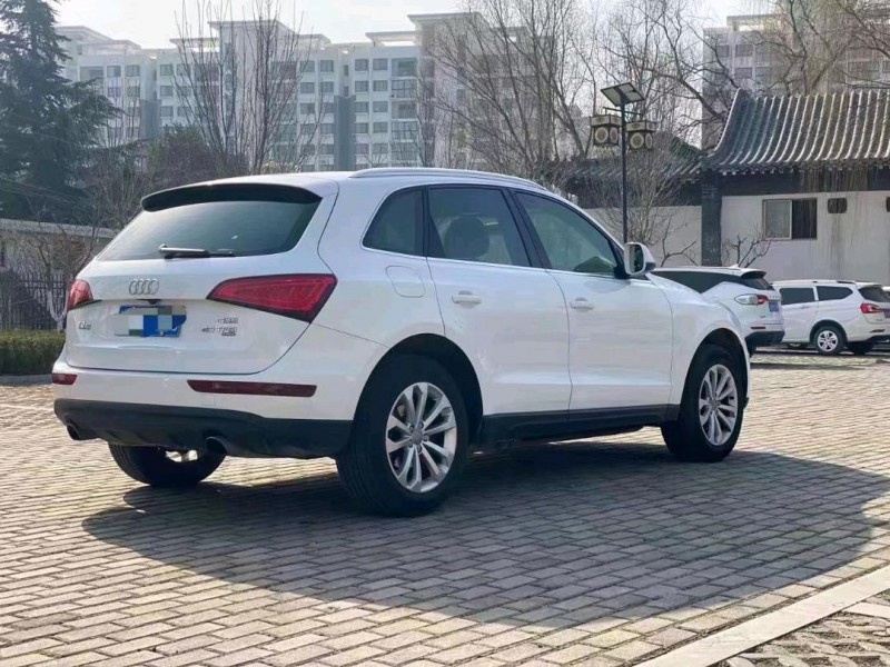 煙臺15年奧迪Q58