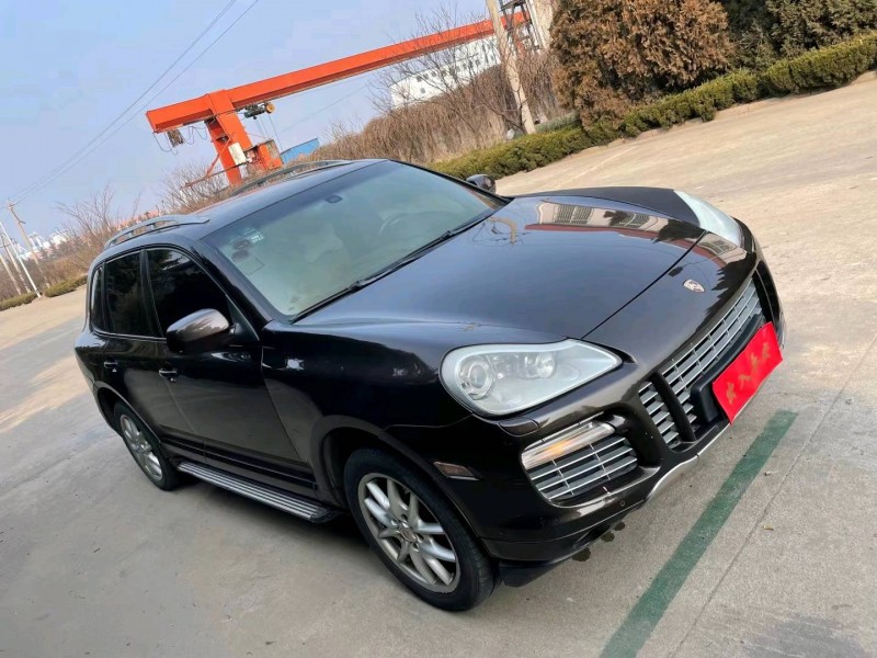 煙臺09年保時捷卡宴2