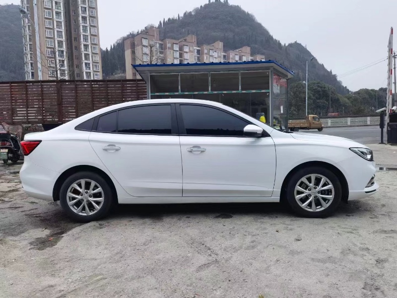 貴陽21年榮威Ei56