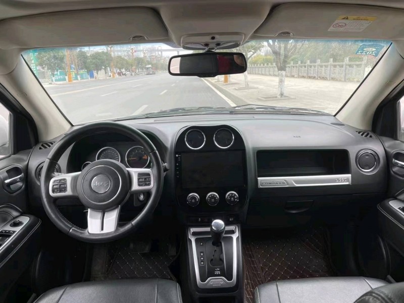貴陽16年Jeep指南者6