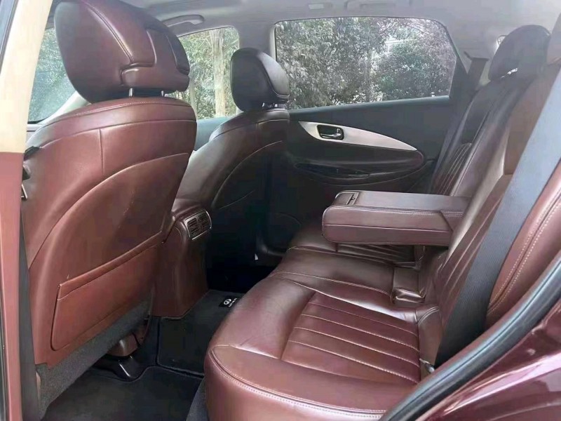 北京16年英菲尼迪QX506