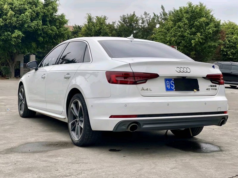 东莞18年奥迪A4L4