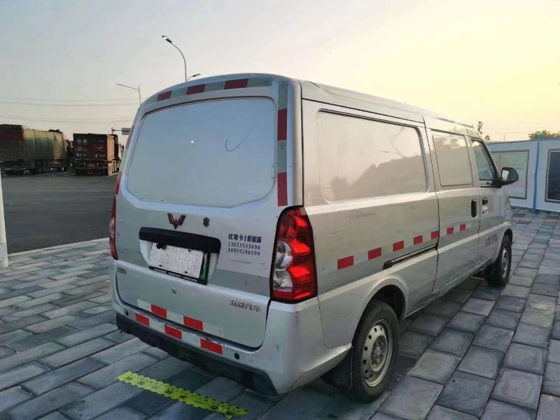 廈門21年五菱汽車之光小卡9