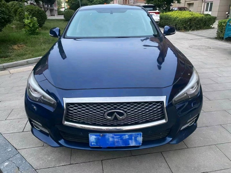 濰坊17年英菲尼迪Q50L1