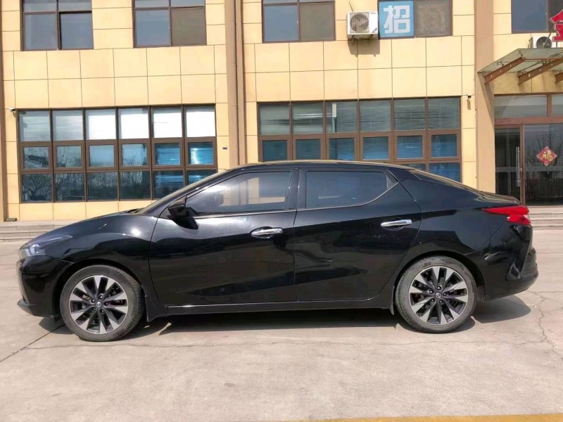 東營18年日產藍鳥4