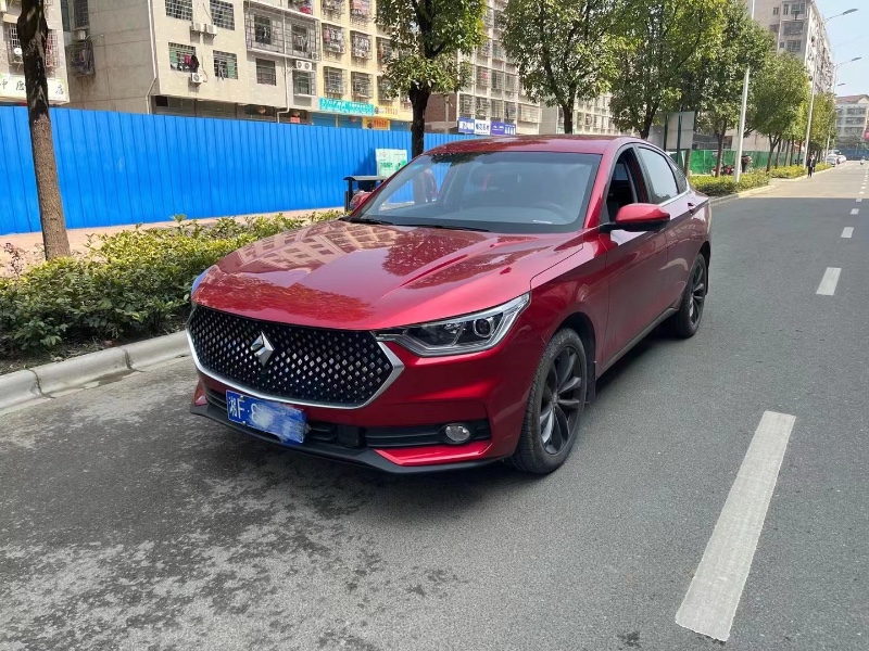 婁底20年寶駿RC65