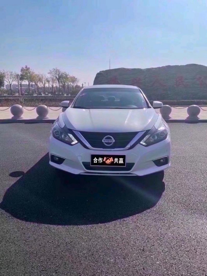 滄州17年日產天籟1