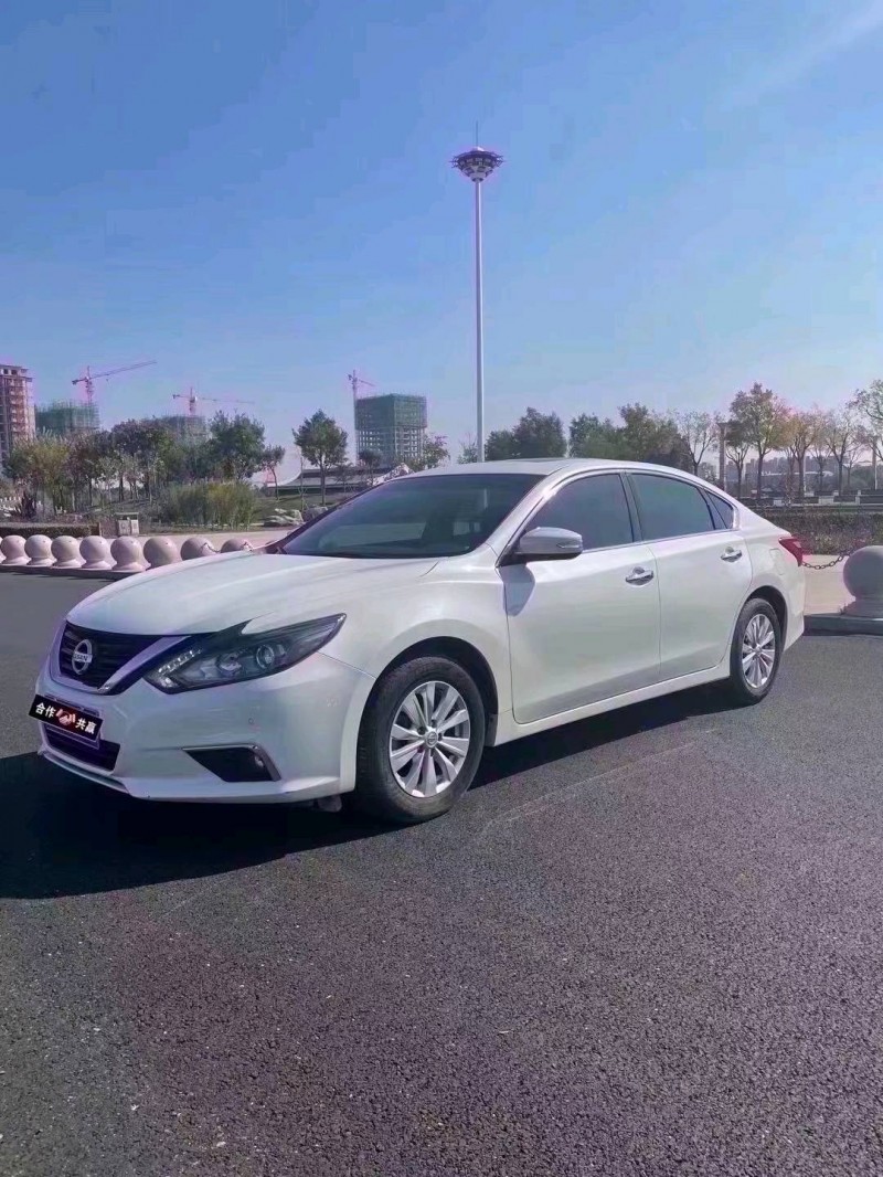 滄州17年日產天籟2