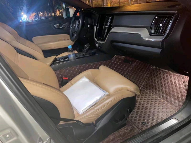 重庆18年沃尔沃XC604