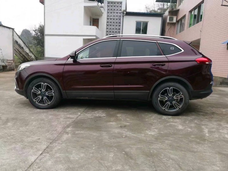 重慶17年獵豹汽車CS106