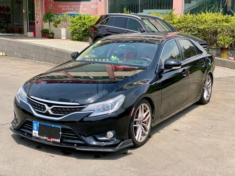 东莞14年丰田锐志3