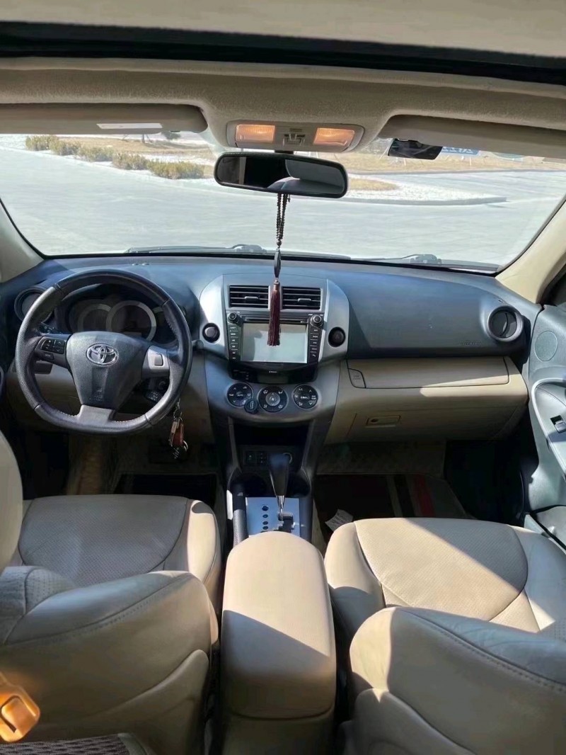 滄州13年豐田RAV46