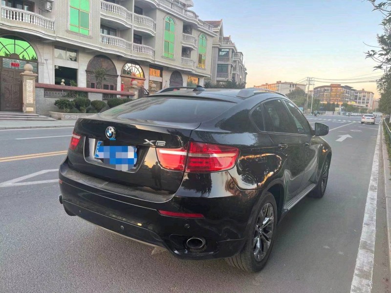 重慶14年寶馬X69