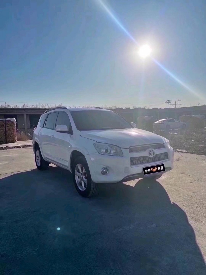 滄州12年豐田RAV42