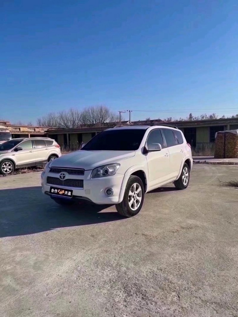 滄州12年豐田RAV43