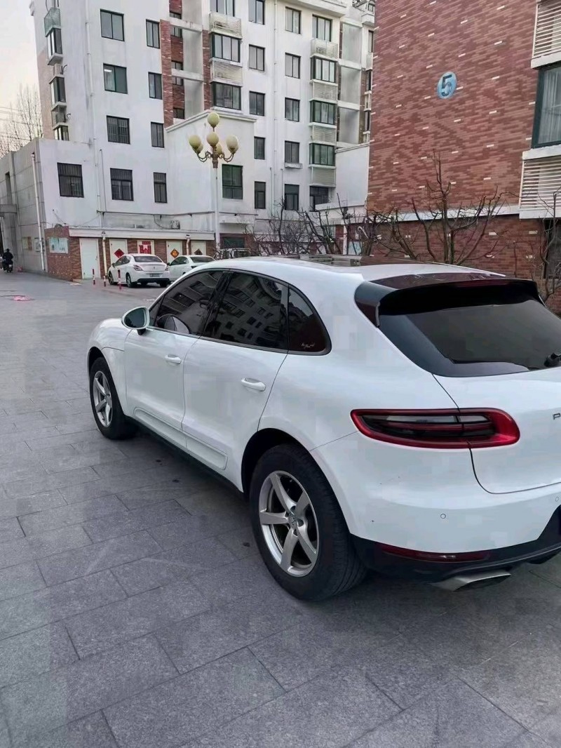 煙臺16年保時捷Macan6