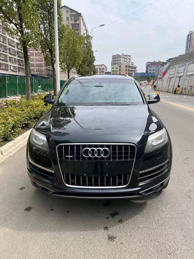 常德13年奧迪Q71