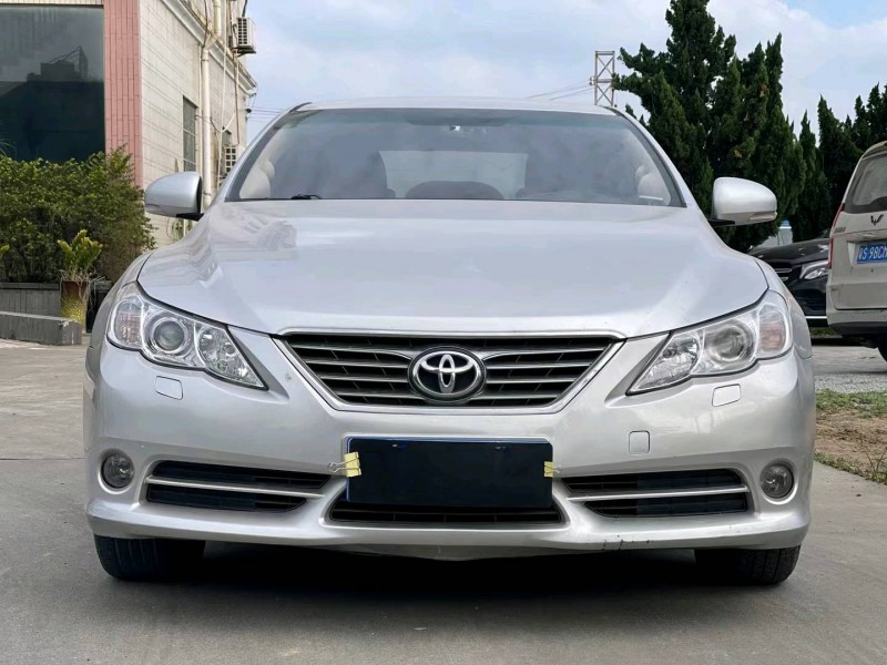 东莞13年丰田锐志1