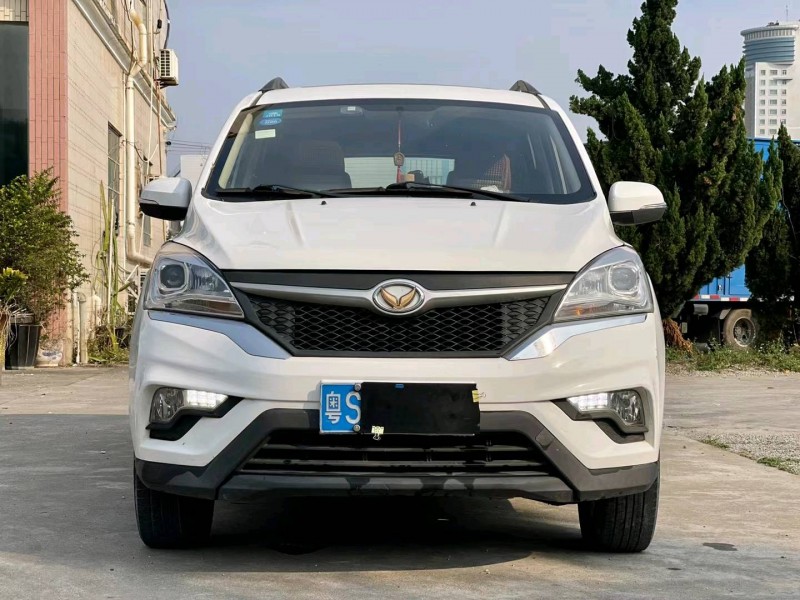 东莞16年北汽幻速S31