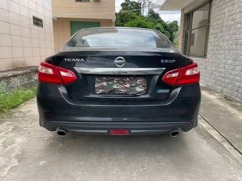 六盤水17年日產天籟7
