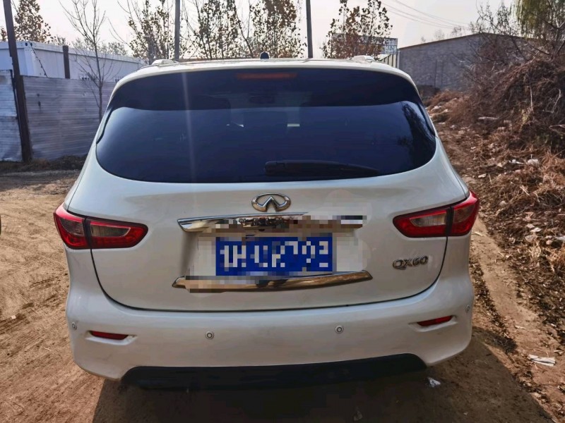 保定15年英菲尼迪QX605
