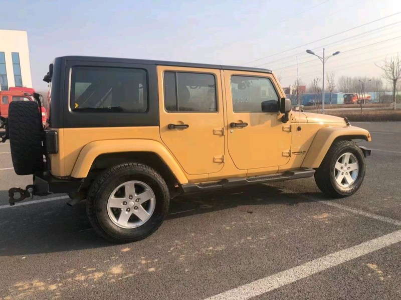 承德14年Jeep牧馬人7