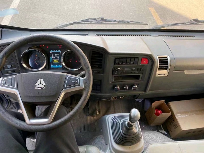 煙臺22年卡車系列重汽豪沃7